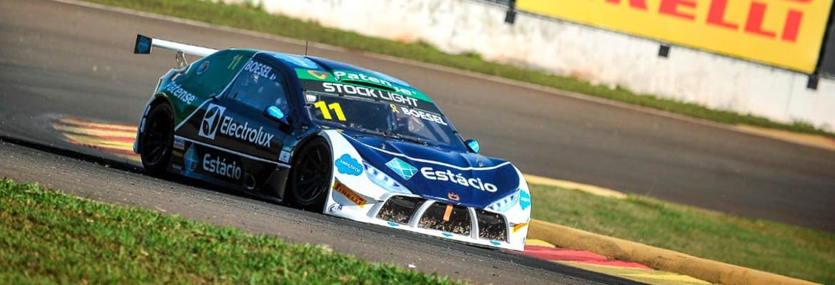 Stock Light vê líderes separados por 0s024 nesta sexta-feira