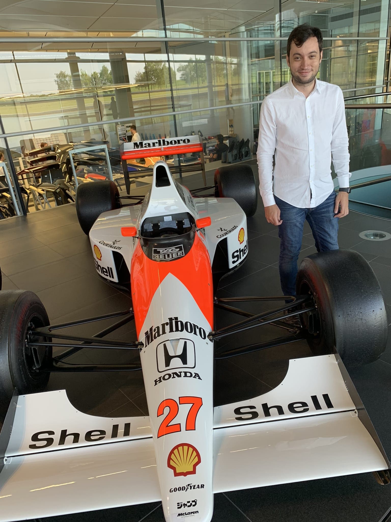 F1Mania.net visita sede da McLaren na Inglaterra e dirige o supercarro 720S McLaren