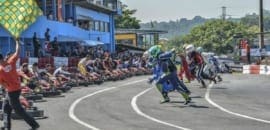 Mais de 100 pilotos disputam corrida de 6 horas de kart indoor no Kartódromo Granja Viana