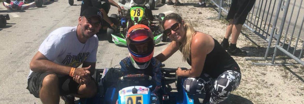 Atual campeão brasileiro de kart, Enzo Vidmontiene segue na liderança de torneio nos Estados Unidos