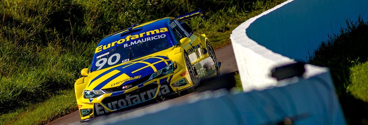 Com piso deteriorado, pista do autódromo de Londrina decepciona pilotos da Stock Car