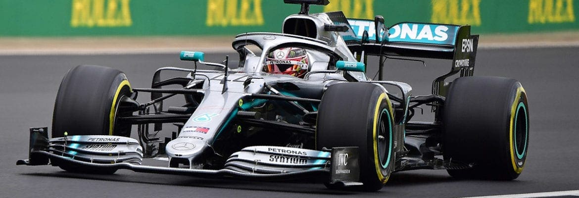 Hamilton estava a uma volta de sua parada antes do safety car em Silverstone