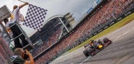 Ele abaixou a cabeça e “sentou o pé”, diz Brawn sobre vitória de Verstappen
