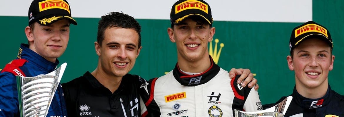 Leonardo Pulcini conquista a vitória em Silverstone no domingo