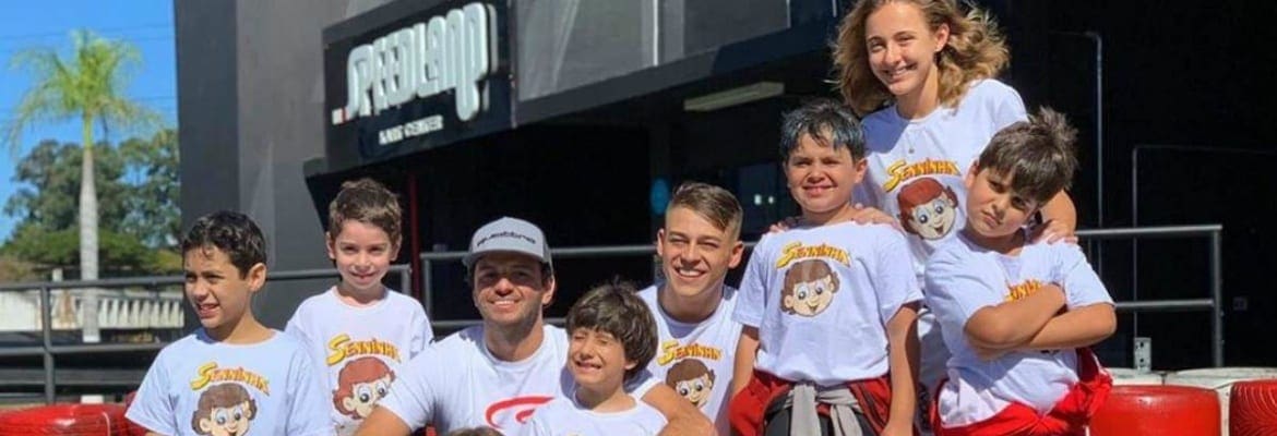 Escola de Kart Senninha abre novas turmas para crianças entre 5 e 15 anos