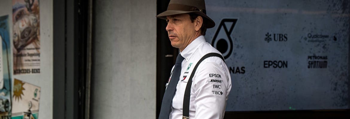 Mercedes poderá deixar de ser dominante na F1 com saída de Toto Wolff, afirma repórter britânico