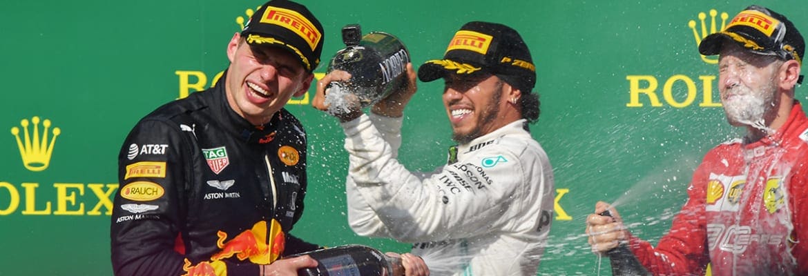 “Tentei tudo o que pude naqueles pneus duros para permanecer vivo”, afirmou Verstappen