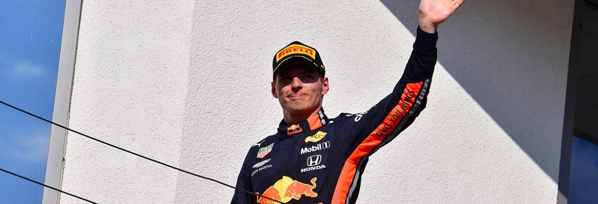 Verstappen vence prêmio de “Ultrapassagem do ano” na premiação de gala da FIA