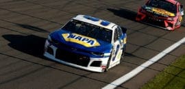 Elliott conquista a pole position na NASCAR