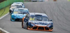 Em Interlagos, Guilherme Salas vence mais uma na temporada