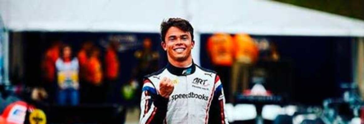 Nick de Vries surge como favorito a vaga na Mercedes EQ
