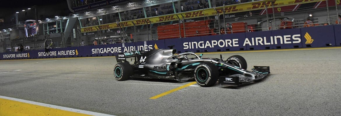 Hamilton não sabe quando as atualizações da Mercedes chegarão