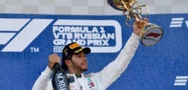 Eddie Jordan: “Não há ninguém na F1 para desafiar Hamilton”