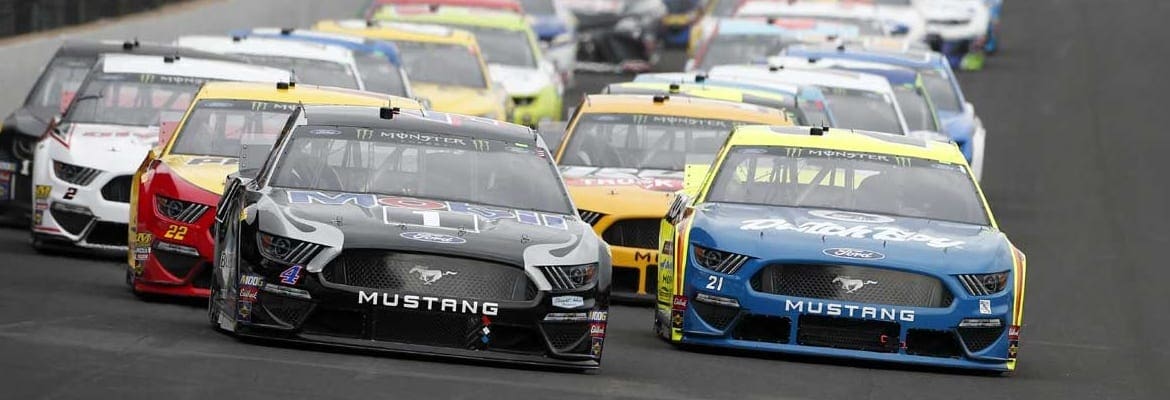 Kevin Harvick vence prova tradicional em Indianápolis e playoffs são definidos