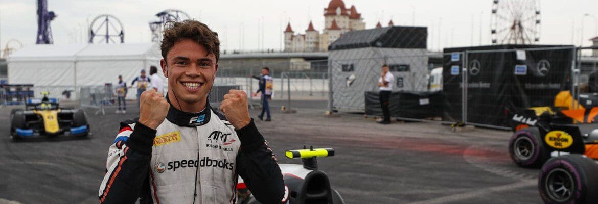 De Vries garante quinta pole da temporada e pode levar o título neste sábado