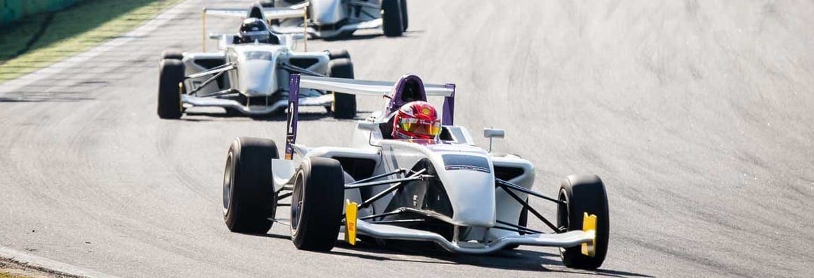 Fórmula Academy Sudamericana realiza primeira corrida do ano em Interlagos