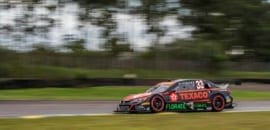 Problema nos boxes impede bom resultado de Nelsinho Piquet no Velopark