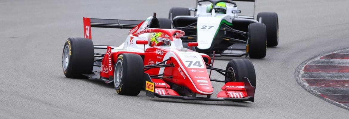 Enzo Fittipaldi fecha final de semana com pole e dois pódios em Barcelona