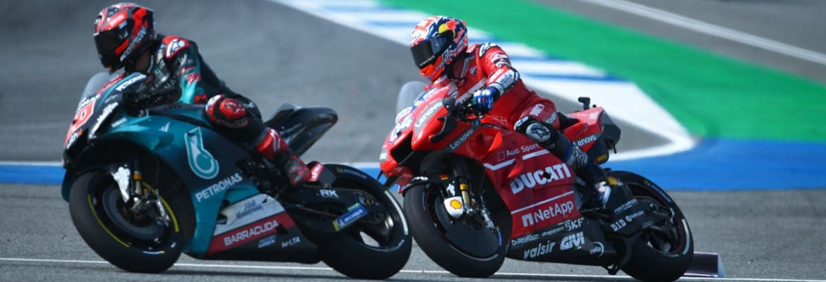 Quartararo supera Vinales e lidera treinos na Tailândia; Marquez se recupera de queda