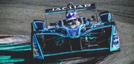 Sérgio Jimenez comemora resultado do teste com a Jaguar Racing na Fórmula E