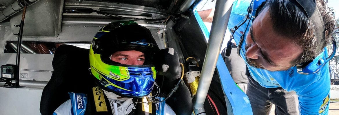 Gabriel Robe lidera dobradinha da Motortech nos treinos de sexta-feira da Stock Light