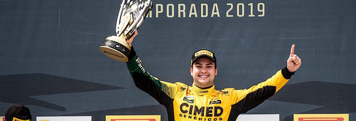 Felipe Fraga vence em Cascavel e Cimed Racing também sobe no pódio com Cacá Bueno