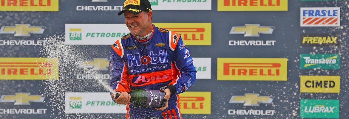 Barrichello conquista mais um pódio e diminui diferença para os líderes em Cascavel