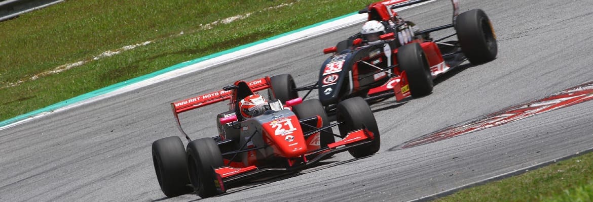 F-Renault Asiática: Bruno Carneiro sobe duas vezes ao pódio em Sepang