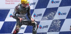 Albert Arenas vence disputa acirrada da Moto3 na Tailândia