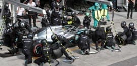 Hamilton defende pit stop da Mercedes no final do GP do Brasil