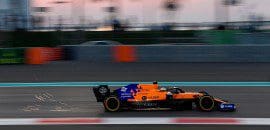 Disputando o “melhor do resto” entre os pilotos, Sainz fica atrás de Gasly nesta sexta-feira na Yas Marina