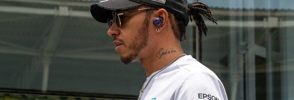 Hamilton: “Estou completamente impressionado, com raiva, triste e descrente”