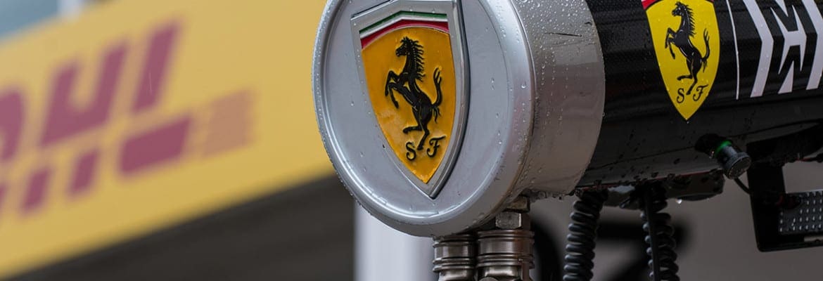 Ferrari sobre Verstappen: “Por que dar credibilidade a um jovem de 22 anos?”