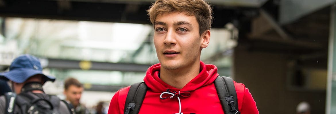 Russell acredita que Leclerc e Sainz ficarão muito tempo na Ferrari