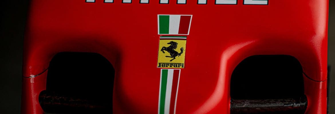 Ferrari apresenta um teaser sobre o novo carro