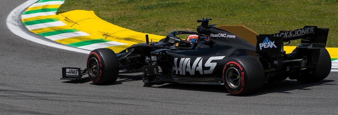 Romain Grosjean comemora 7ª posição no grid depois de andar em 16º no último treino livre