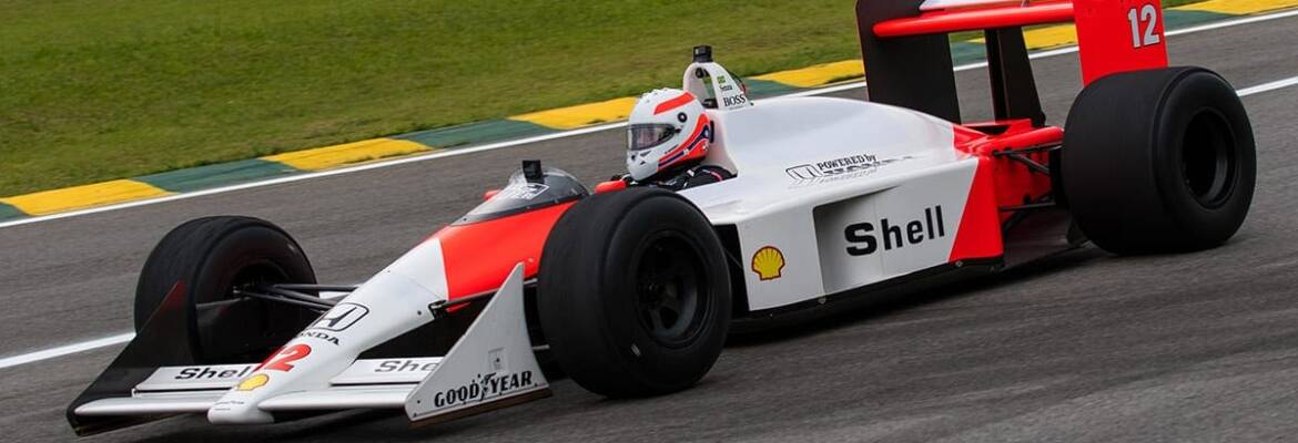 Os Maiores Carros de F1 de Todos os Tempos: Um Olhar Sobre as Máquinas Mais Dominantes da História