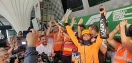 Carlos Sainz diz que a McLaren está mais confiante do que há 12 meses