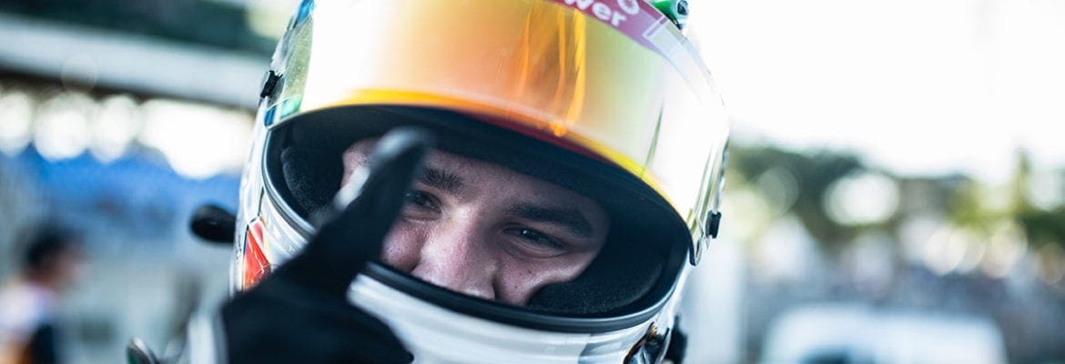 Felipe Baptista vence em Interlagos pela Porsche Império Carrera Cup 3.8 e corre pelo título contra Enzo Elias e Matheus Iorio