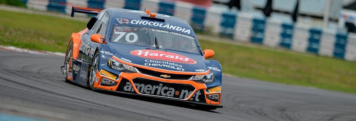 Diego Nunes e Marcel Coletta lideram treinos da Stock Car em Goiânia