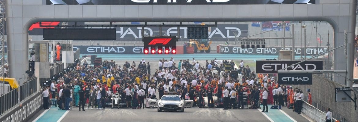 FIA mantém a opção de excluir completamente o procedimento do grid de largada