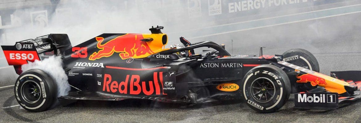 Verstappen “muito feliz” com terceira posição entre os pilotos