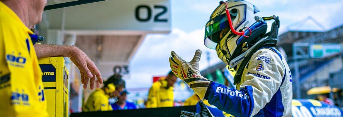 Daniel iguala feito de seu pai, Chico Serra, e conquista tricampeonato na Stock Car