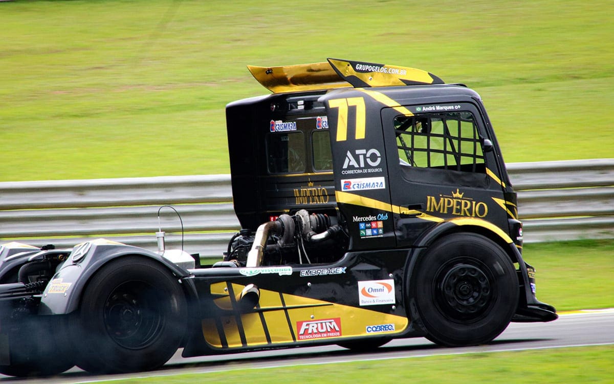 FOTOS: o melhor desta sexta-feira da Grande Final da Copa Truck em Interlagos