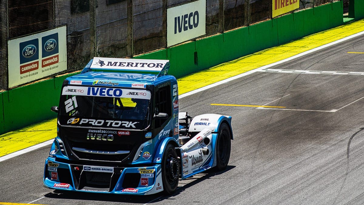 FOTOS: o melhor deste sábado da Grande Final da Copa Truck em Interlagos