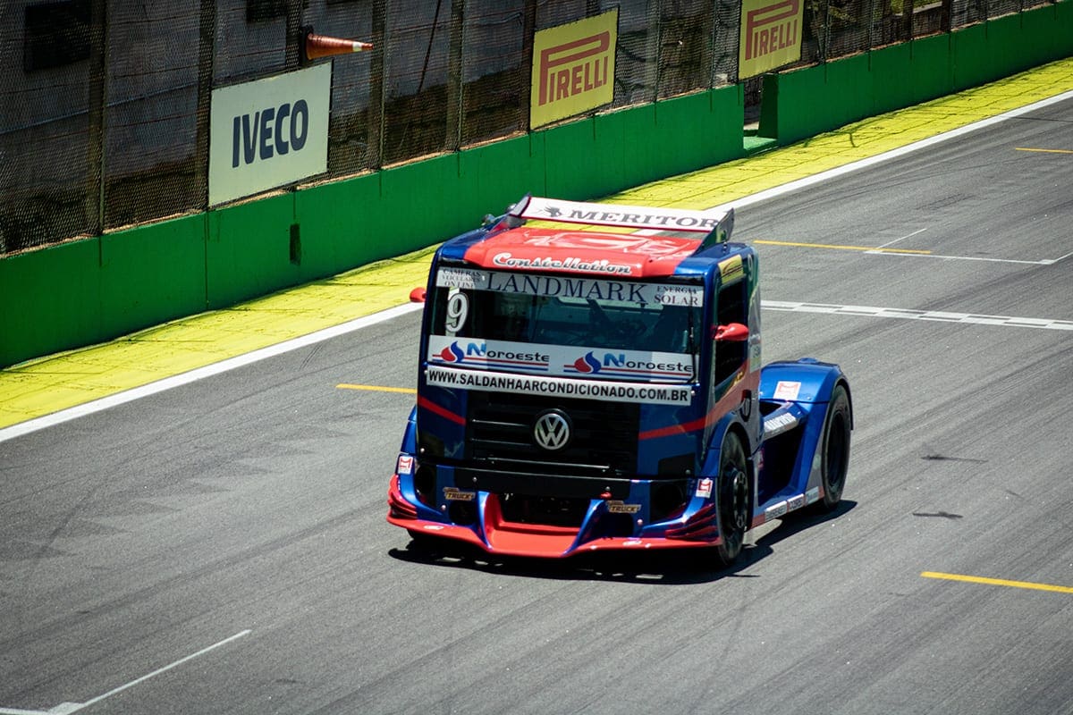 FOTOS: o melhor deste sábado da Grande Final da Copa Truck em Interlagos