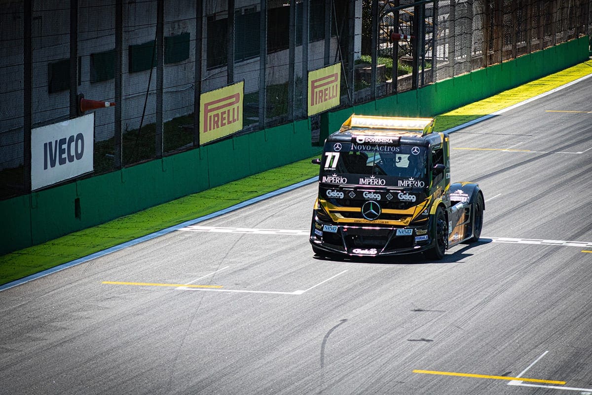 FOTOS: o melhor deste sábado da Grande Final da Copa Truck em Interlagos
