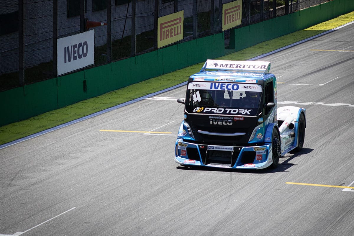 FOTOS: o melhor deste sábado da Grande Final da Copa Truck em Interlagos