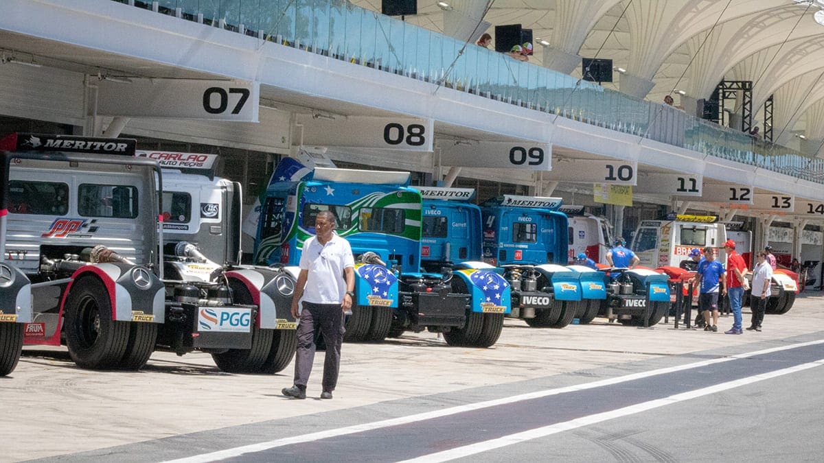 FOTOS: o melhor deste sábado da Grande Final da Copa Truck em Interlagos