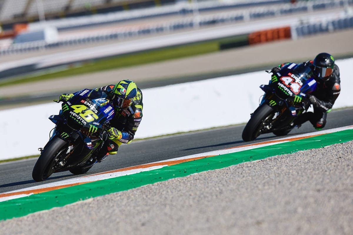 Valentino Rossi e Lewis Hamilton - Teste MotoGP x F1